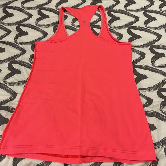 Lululemon - Picture 2 of 2